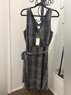 Black & White Plaid Sleeveless Midi Dress with Tie Waist